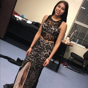 Black lace Prom dress